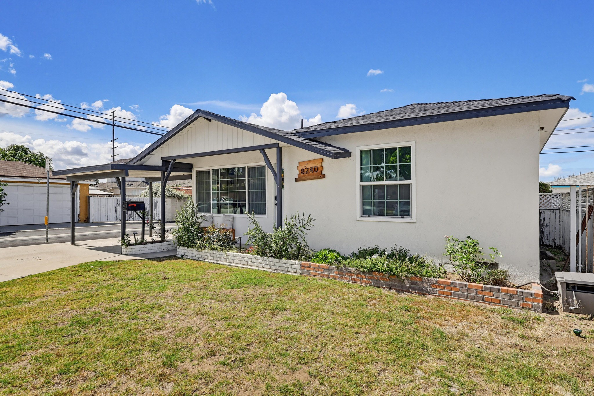 Virtual tour photo 3 of 58 for 8240 Adoree St