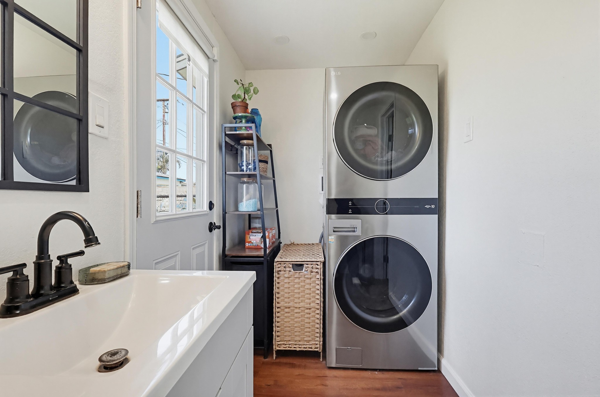 Virtual tour photo 39 of 58 for 8240 Adoree St
