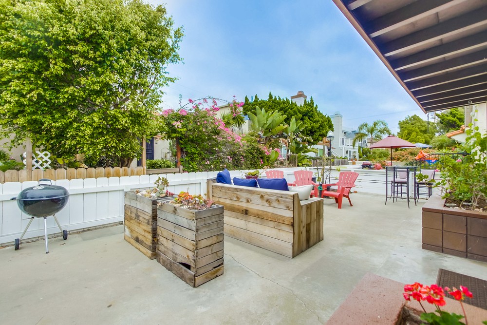 Virtual tour photo 8 of 41 for 825 Island Ct