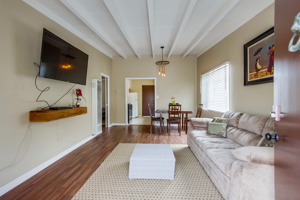 Virtual tour photo 13 of 41 for 825 Island Ct