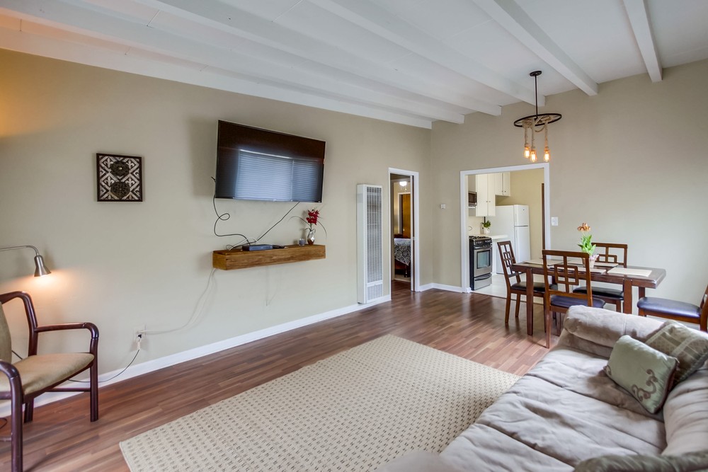 Virtual tour photo 14 of 41 for 825 Island Ct