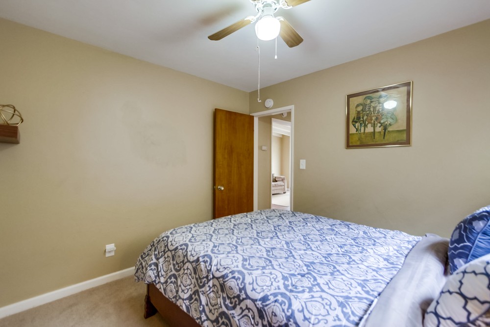 Virtual tour photo 27 of 41 for 825 Island Ct