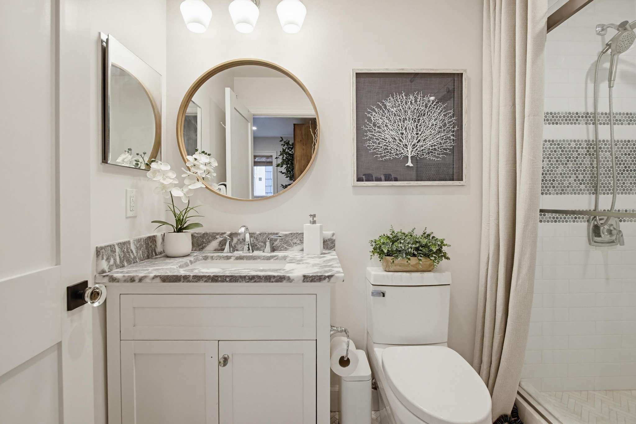 Virtual tour photo 22 of 50 for 825 Rockaway Ct
