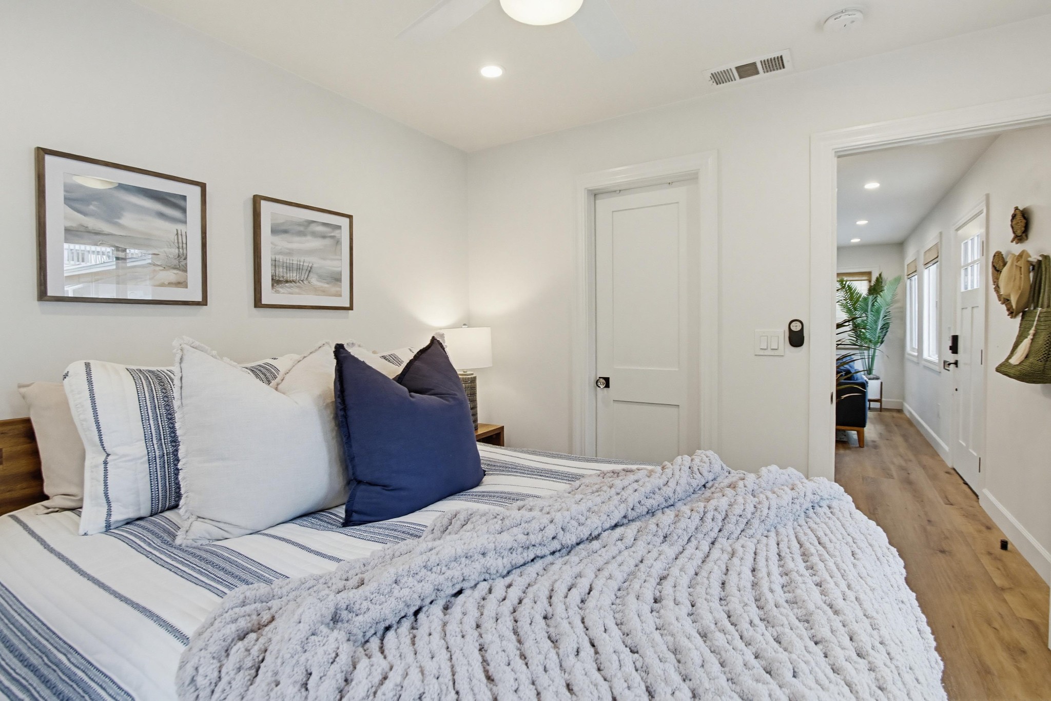 Virtual tour photo 32 of 50 for 825 Rockaway Ct