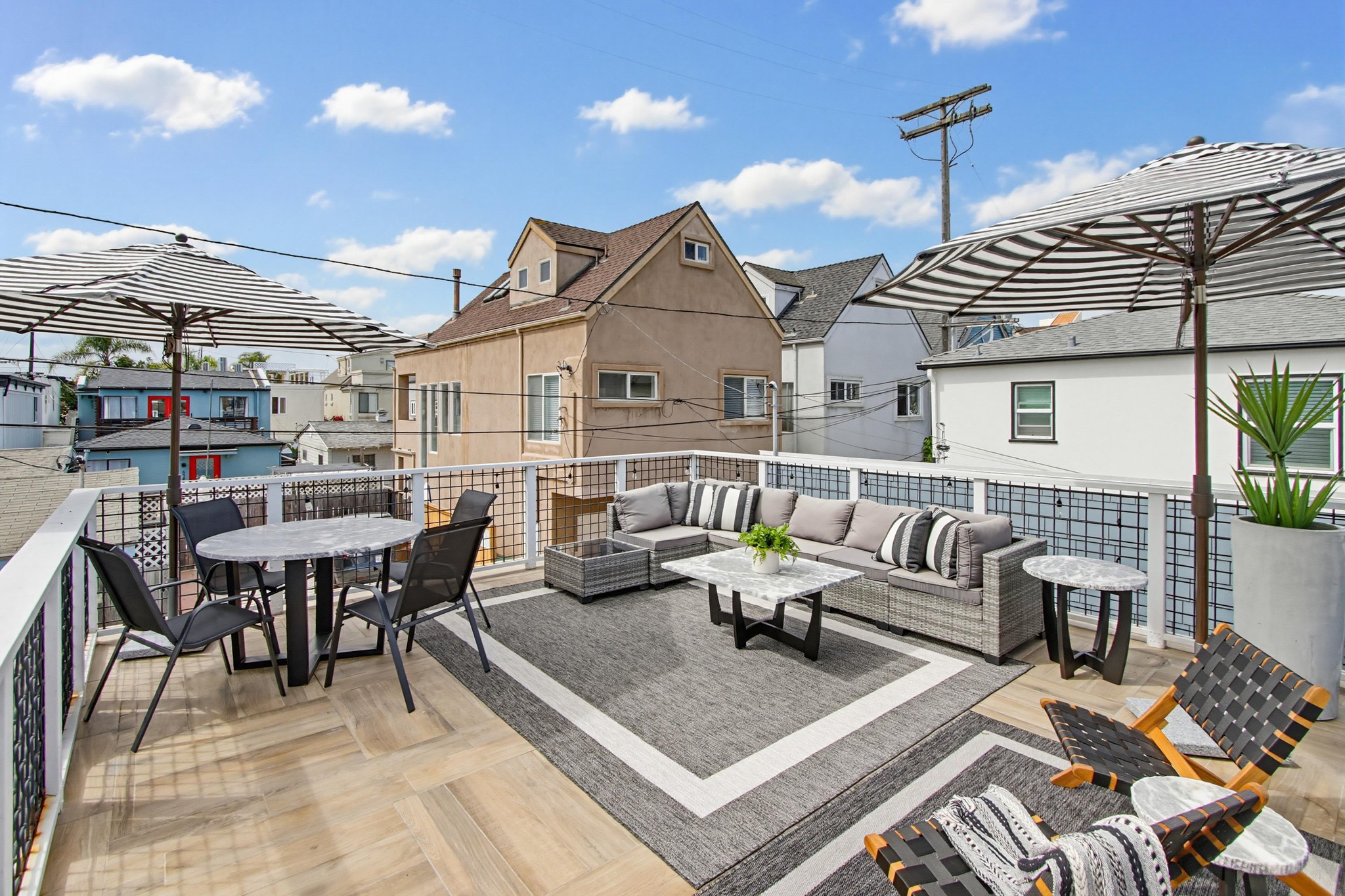 Virtual tour photo 38 of 50 for 825 Rockaway Ct