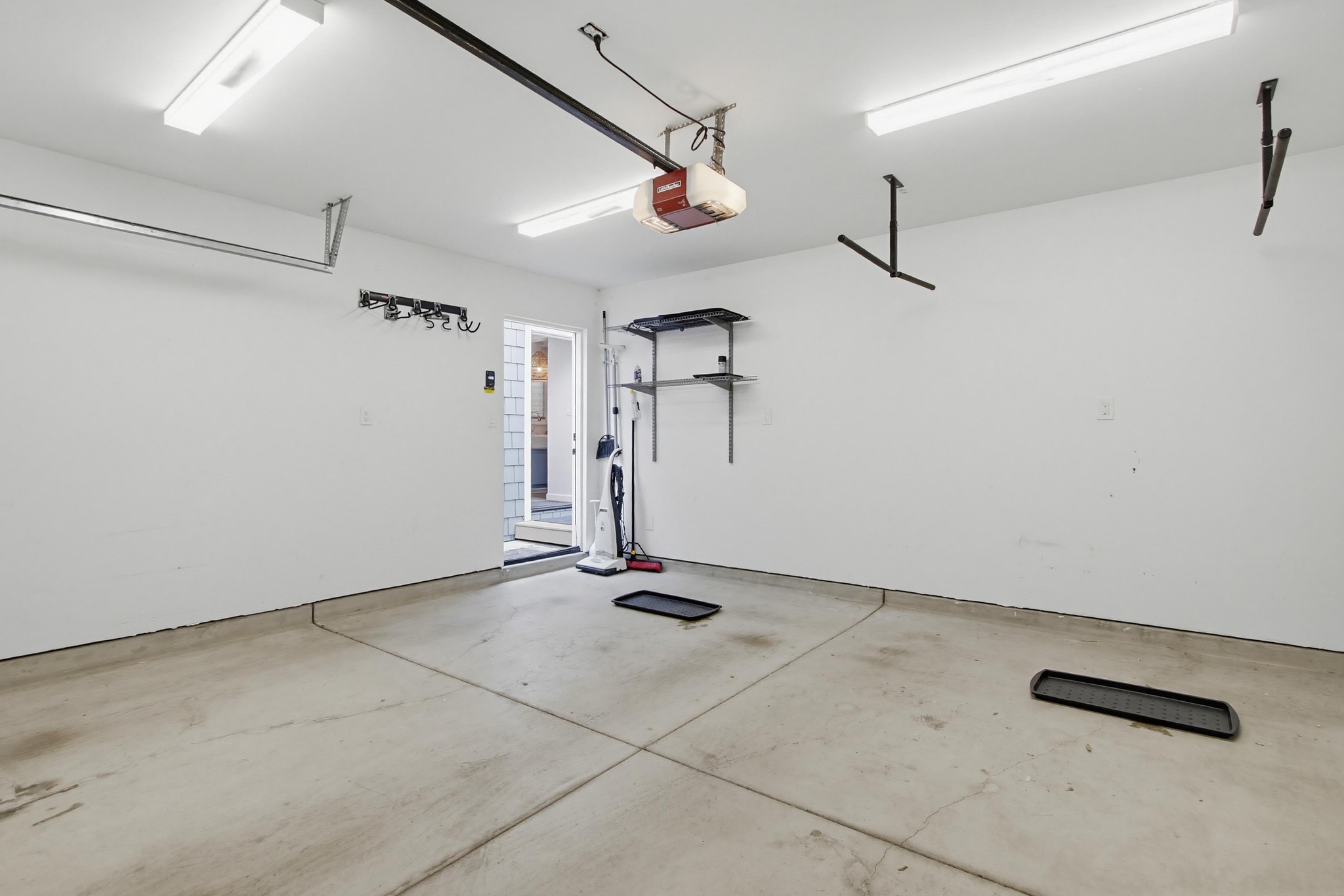 Virtual tour photo 43 of 50 for 825 Rockaway Ct