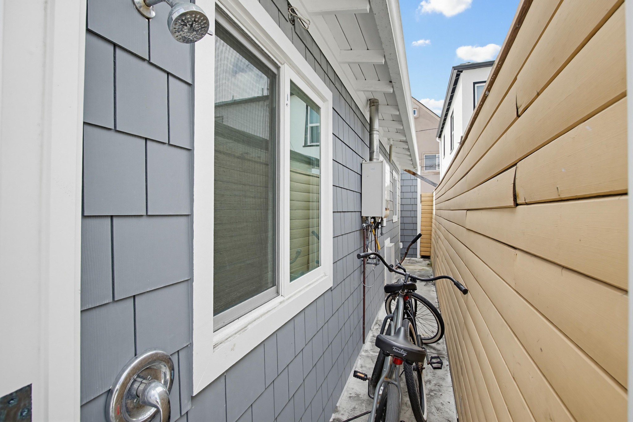 Virtual tour photo 44 of 50 for 825 Rockaway Ct