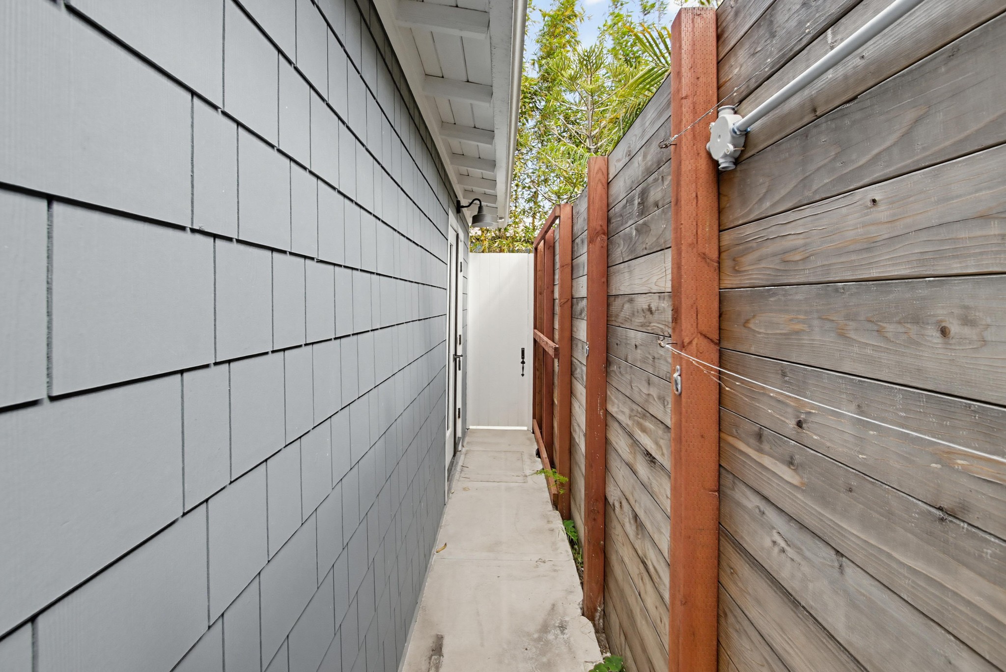 Virtual tour photo 46 of 50 for 825 Rockaway Ct