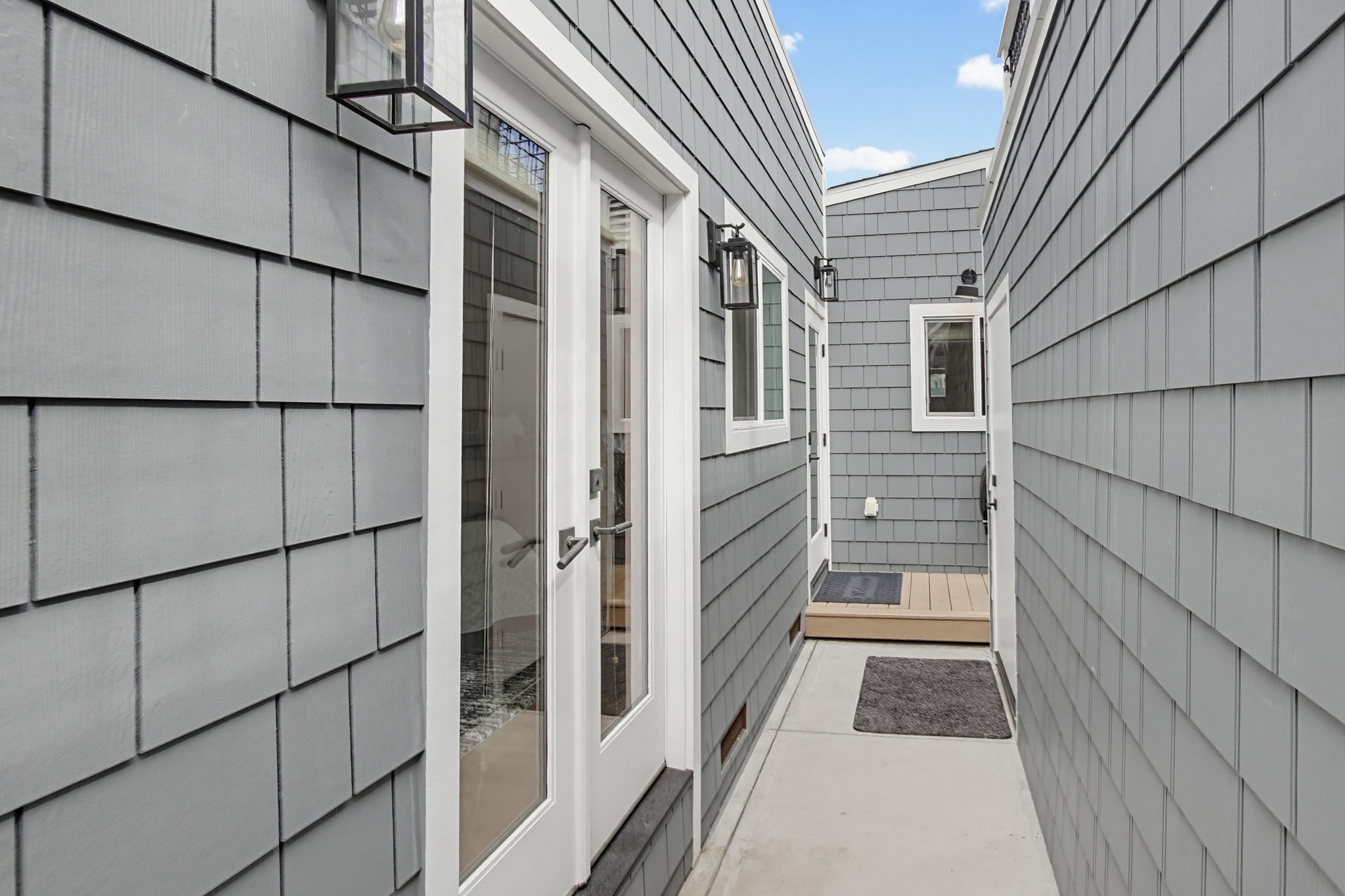 Virtual tour photo 48 of 50 for 825 Rockaway Ct