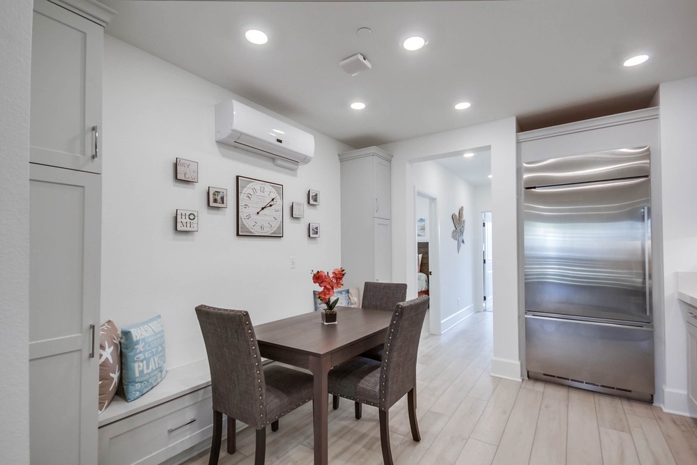 Virtual tour photo 27 of 57 for 825 Santa Barbara Pl