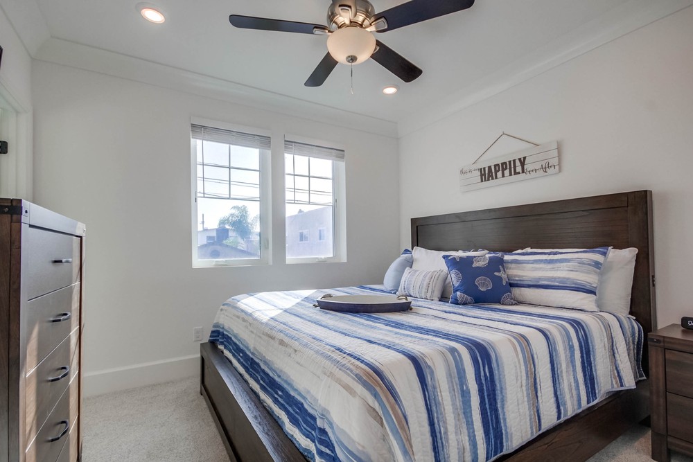 Virtual tour photo 31 of 57 for 825 Santa Barbara Pl