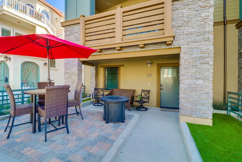 Virtual tour photo 58 of 57 for 825 Santa Barbara Pl