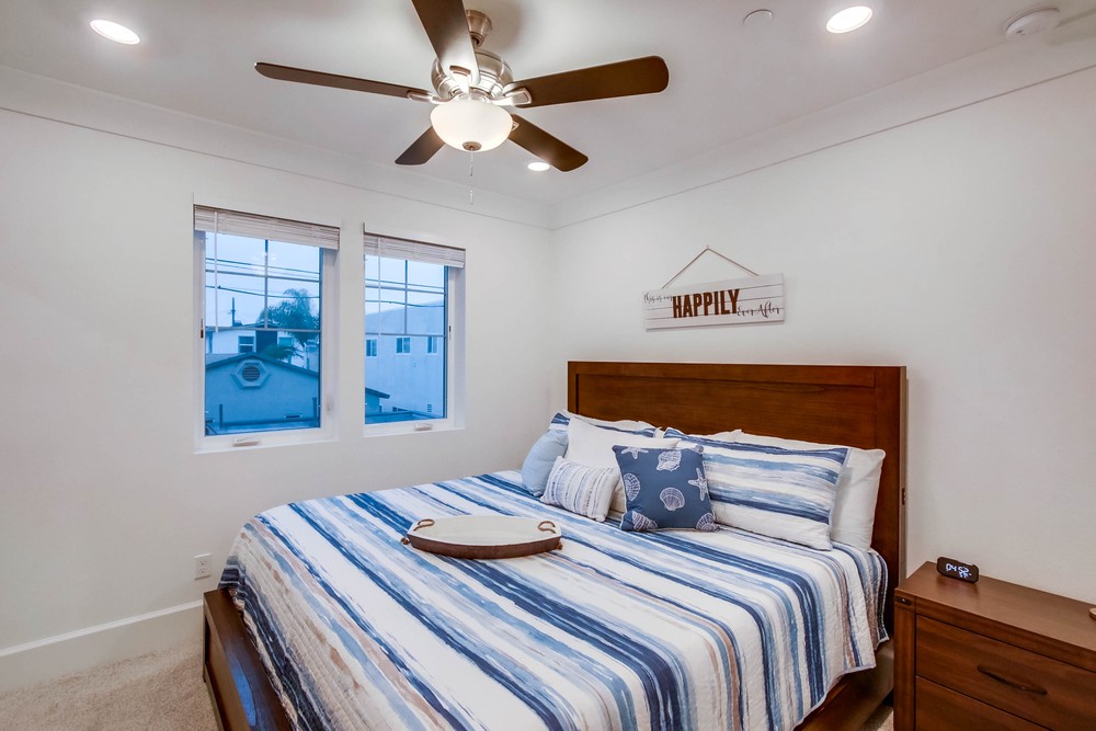 Virtual tour photo 28 of 64 for 825 Santa Barbara Pl