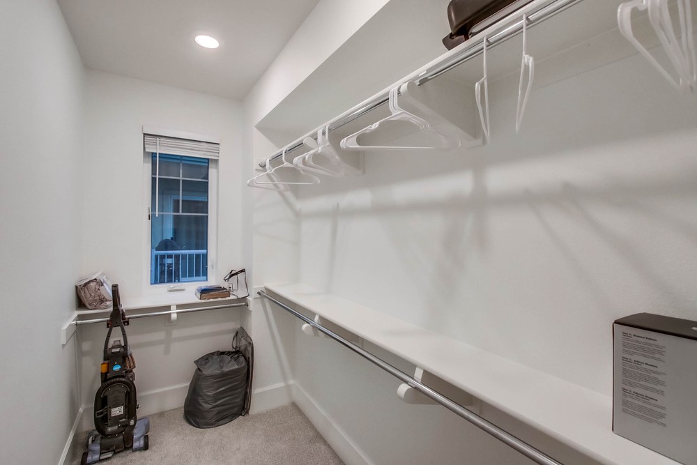 Virtual tour photo 35 of 64 for 825 Santa Barbara Pl