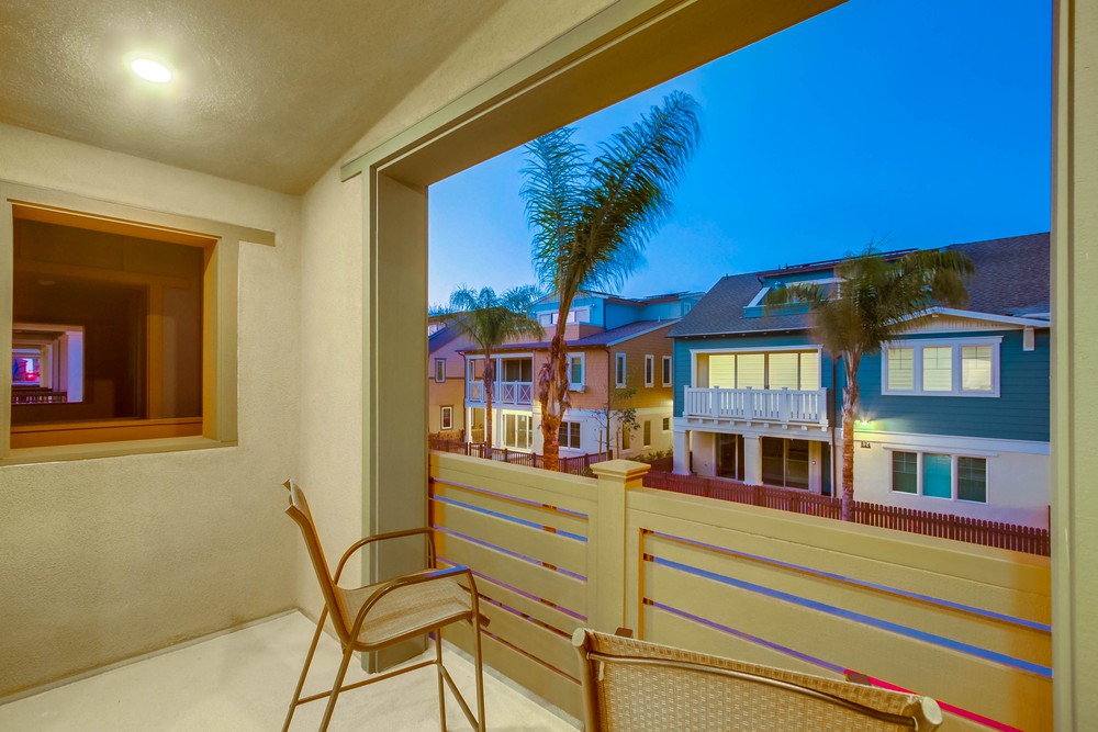 Virtual tour photo 42 of 64 for 825 Santa Barbara Pl