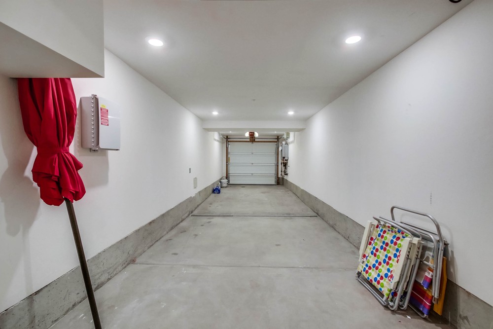 Virtual tour photo 57 of 64 for 825 Santa Barbara Pl