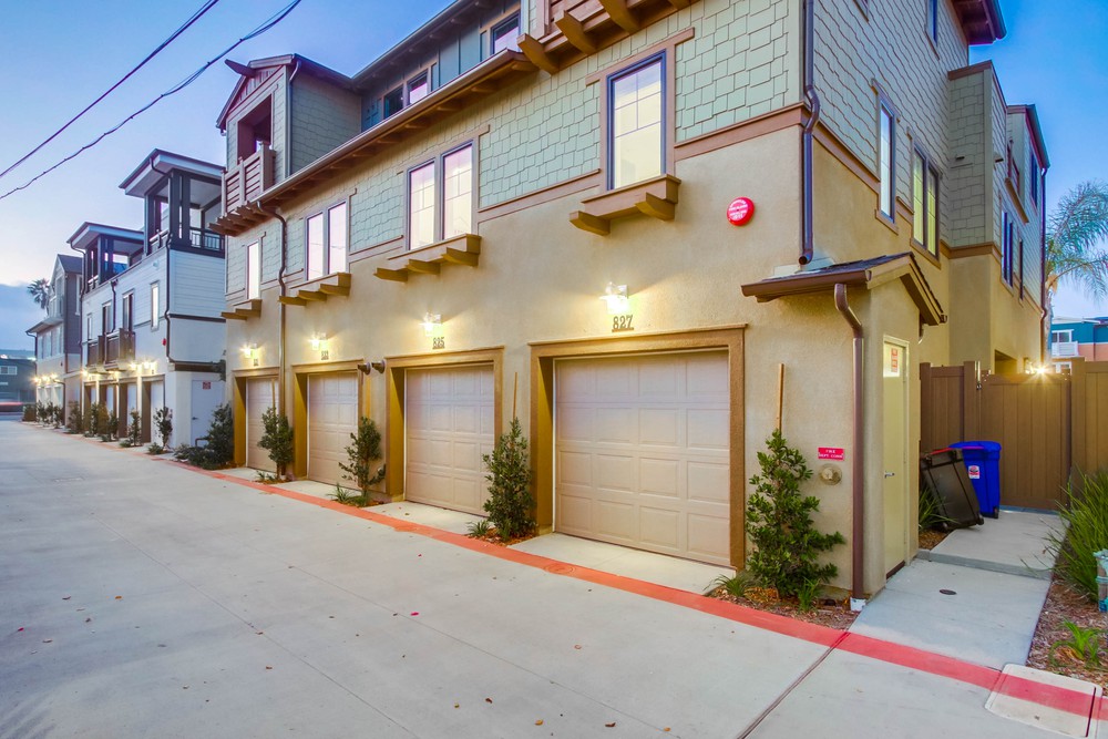 Virtual tour photo 61 of 64 for 825 Santa Barbara Pl