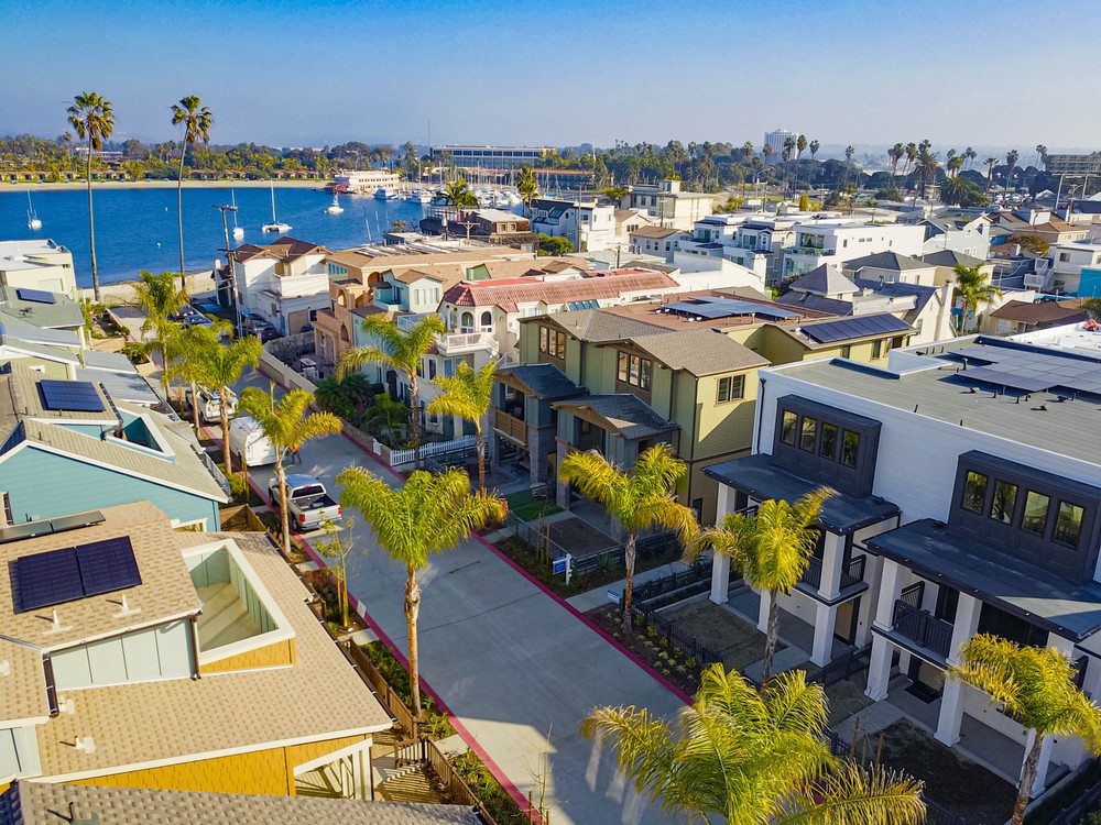 Virtual tour photo 8 of 28 for 825 Santa Barbara Pl