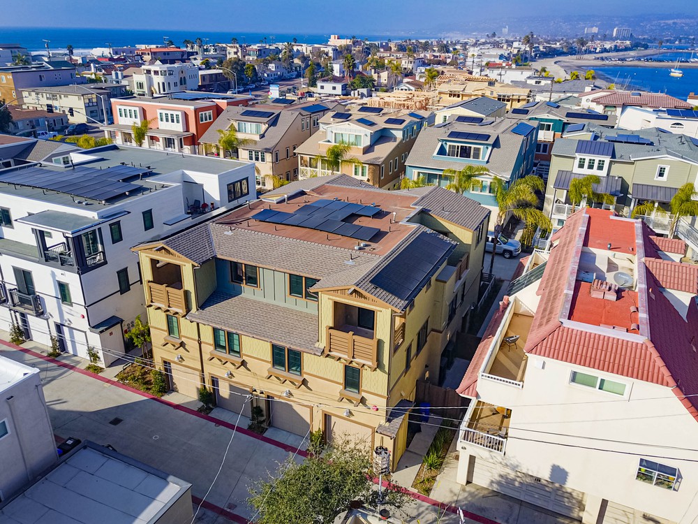 Virtual tour photo 13 of 28 for 825 Santa Barbara Pl