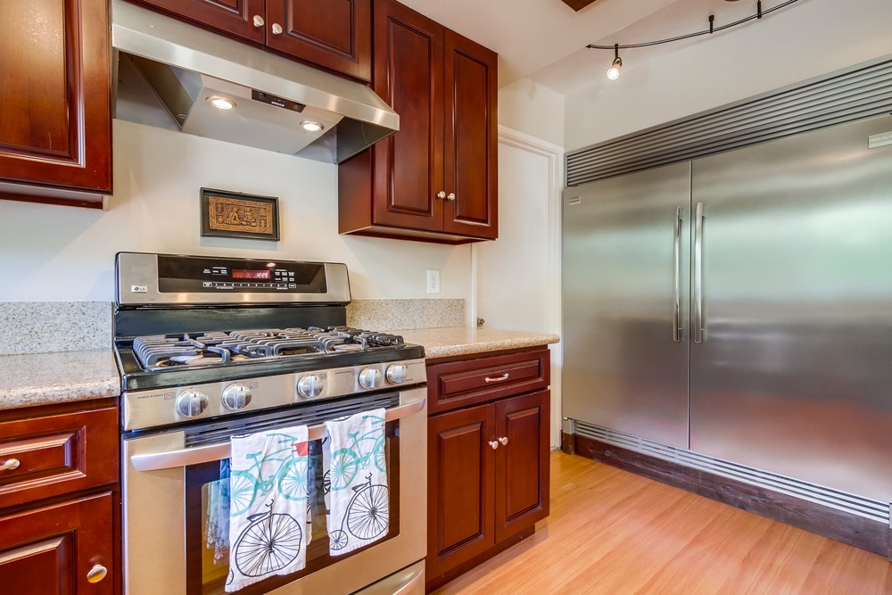 Virtual tour photo 26 of 44 for 8250 Hillandale Dr