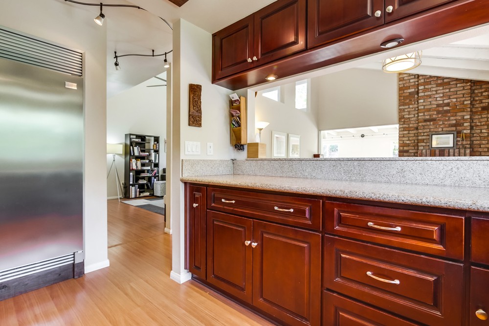 Virtual tour photo 27 of 44 for 8250 Hillandale Dr