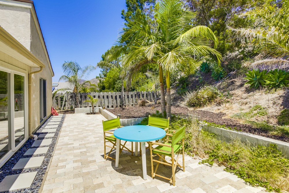 Virtual tour photo 42 of 44 for 8250 Hillandale Dr