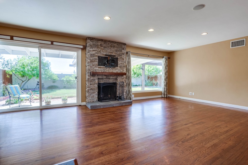 Virtual tour photo 12 of 31 for 8255 Whelan Dr