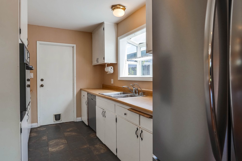 Virtual tour photo 17 of 31 for 8255 Whelan Dr
