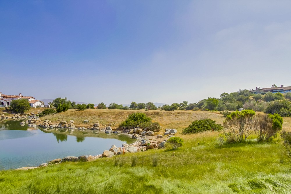 Virtual tour photo 17 of 19 for 8259 Run of the Knolls #23