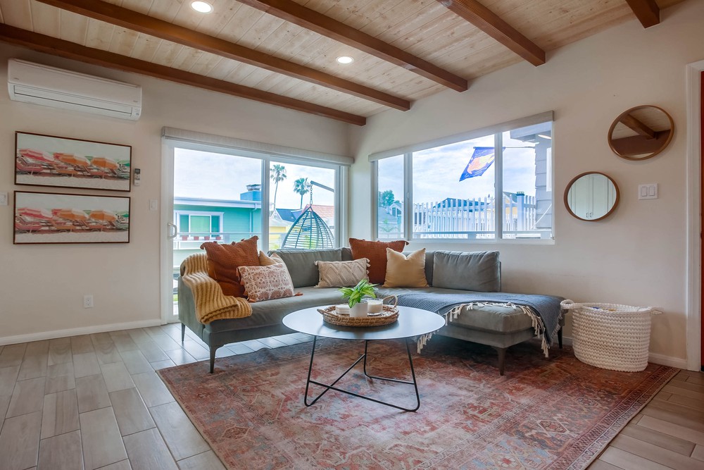 Virtual tour photo 5 of 41 for 826 Anacapa Ct