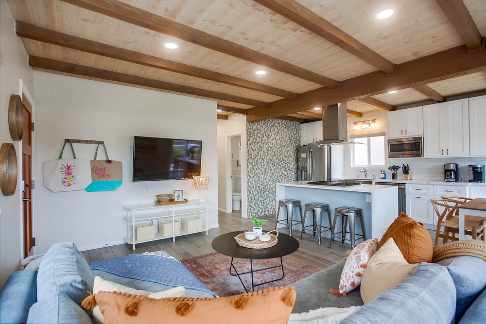 Virtual tour photo 7 of 41 for 826 Anacapa Ct