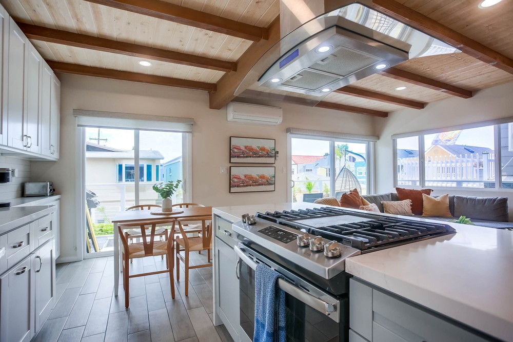 Virtual tour photo 13 of 41 for 826 Anacapa Ct
