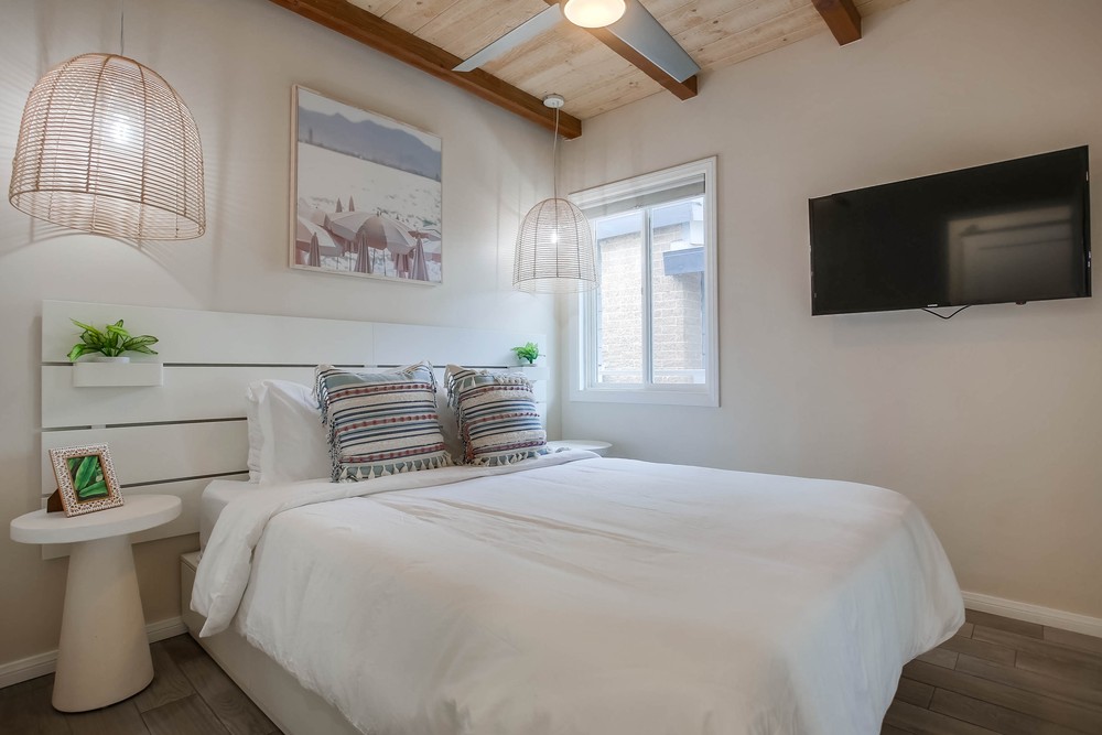 Virtual tour photo 26 of 41 for 826 Anacapa Ct