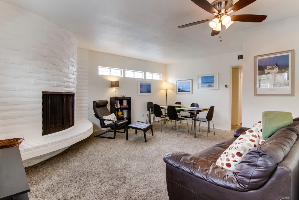 Virtual tour photo 3 of 30 for 826 Brighton Ct