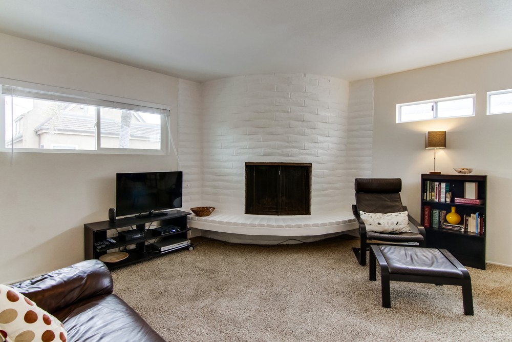 Virtual tour photo 7 of 30 for 826 Brighton Ct