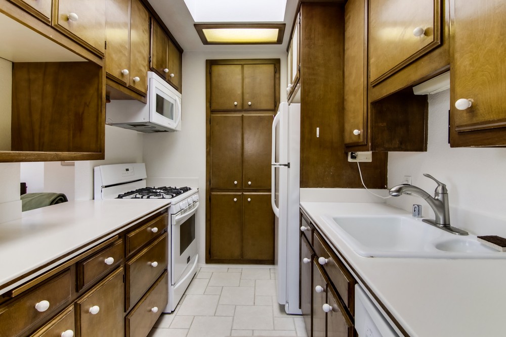 Virtual tour photo 9 of 30 for 826 Brighton Ct