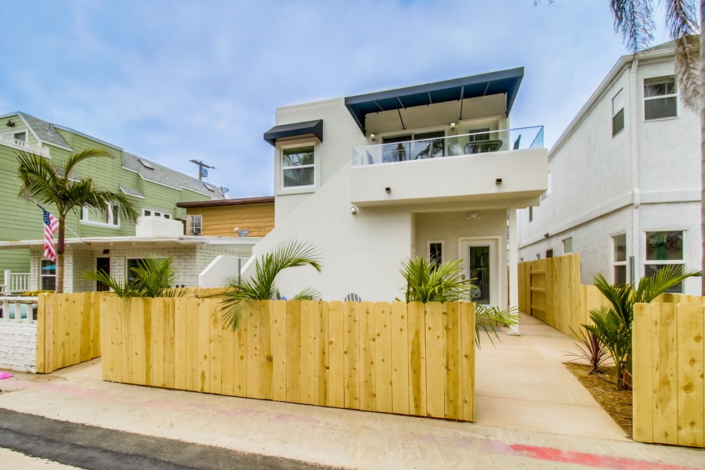 Virtual tour photo 3 of 75 for 826 Capistrano Pl