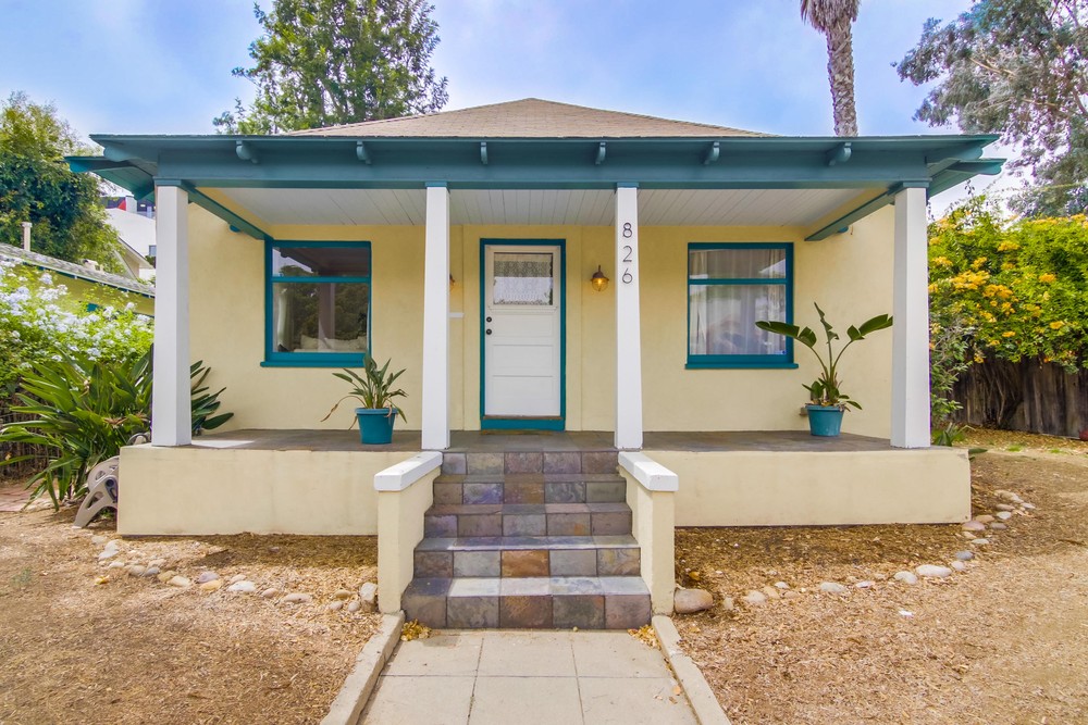 Virtual tour photo 5 of 48 for 826 Glendale Ave