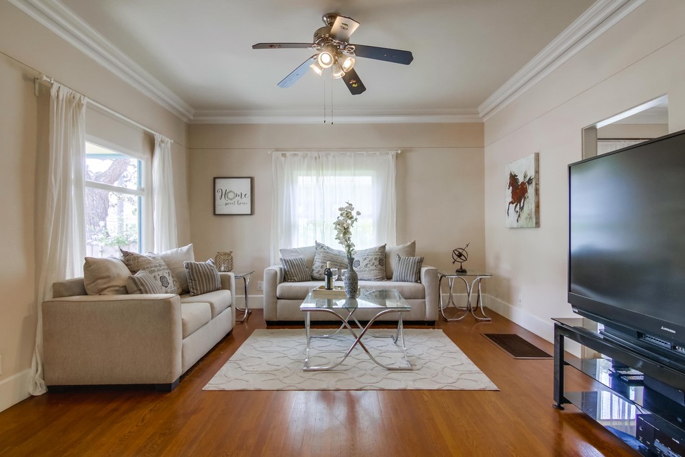 Virtual tour photo 10 of 48 for 826 Glendale Ave
