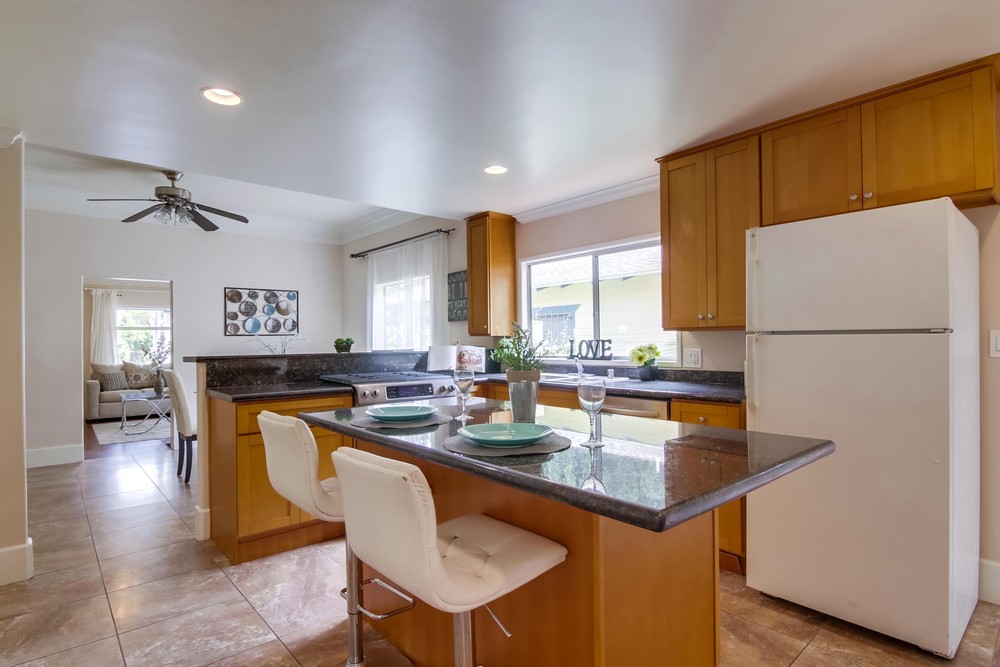 Virtual tour photo 20 of 48 for 826 Glendale Ave