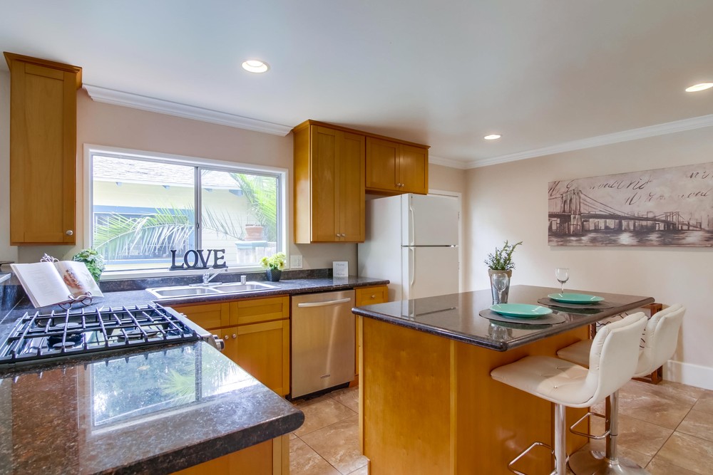 Virtual tour photo 23 of 48 for 826 Glendale Ave