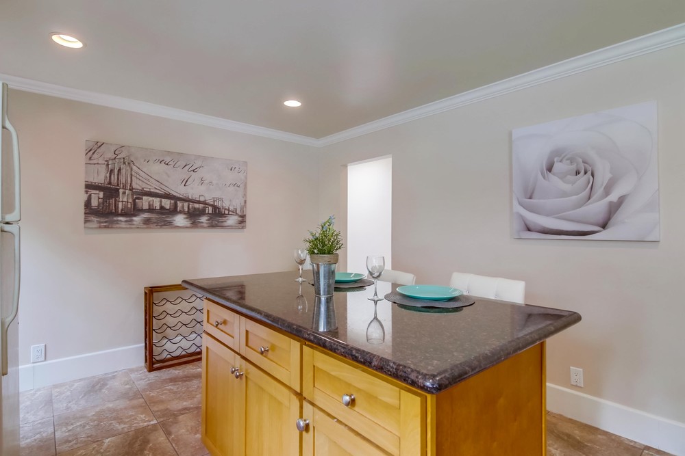 Virtual tour photo 24 of 48 for 826 Glendale Ave