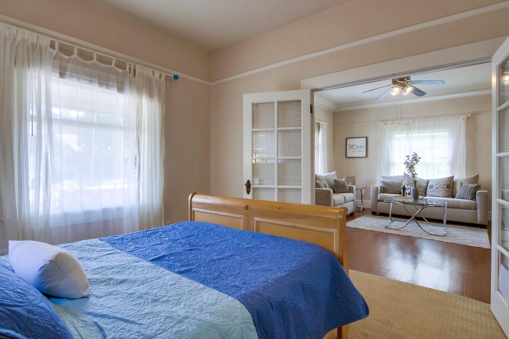 Virtual tour photo 26 of 48 for 826 Glendale Ave