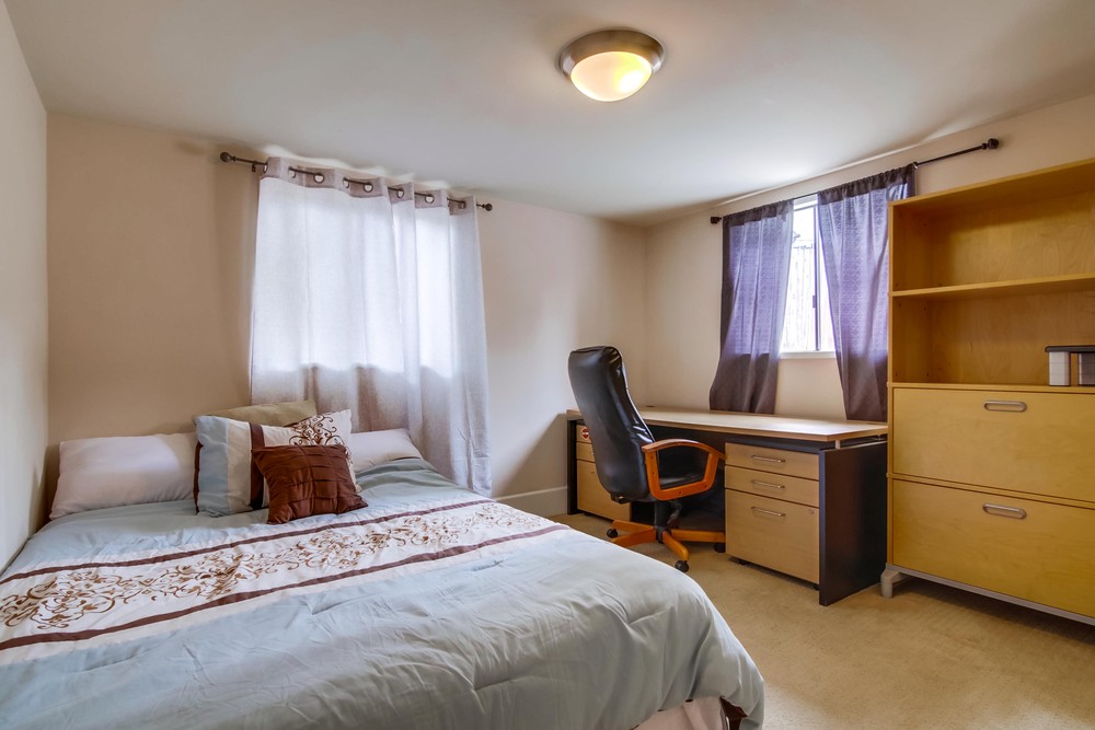 Virtual tour photo 36 of 48 for 826 Glendale Ave