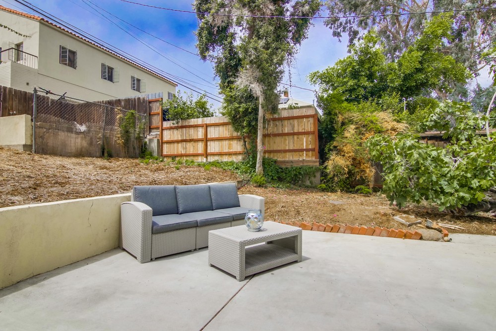 Virtual tour photo 40 of 48 for 826 Glendale Ave