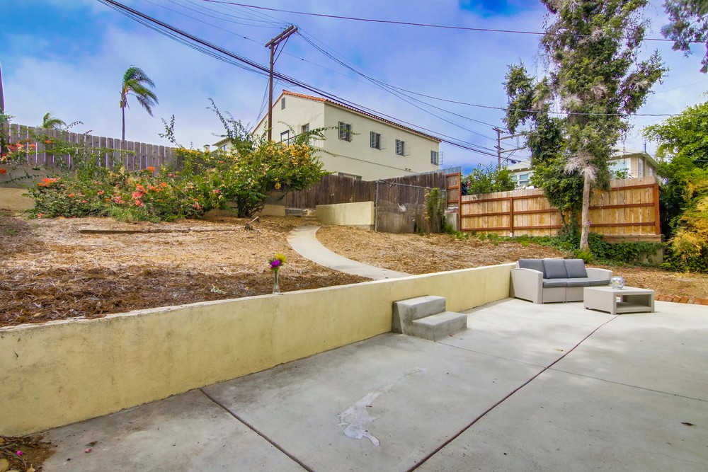 Virtual tour photo 41 of 48 for 826 Glendale Ave