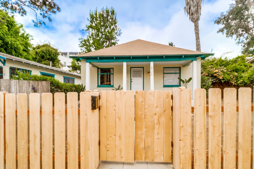 Virtual tour photo 5 of 41 for 826 Glendale Ave