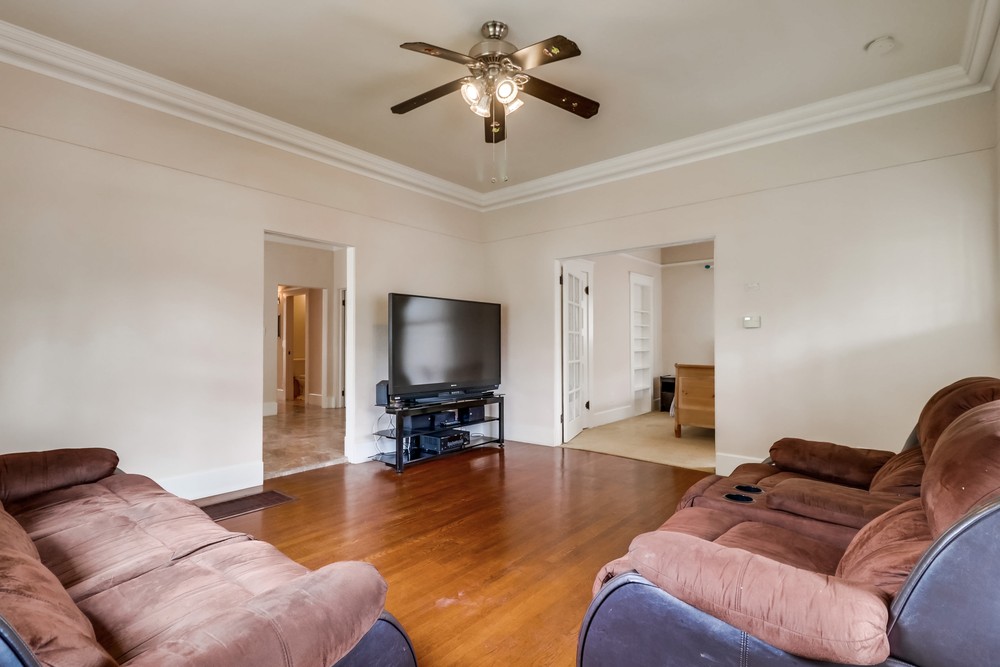 Virtual tour photo 8 of 41 for 826 Glendale Ave
