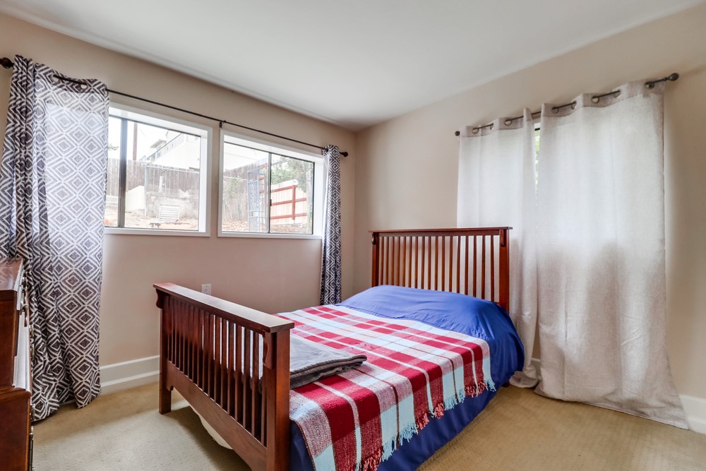 Virtual tour photo 29 of 41 for 826 Glendale Ave