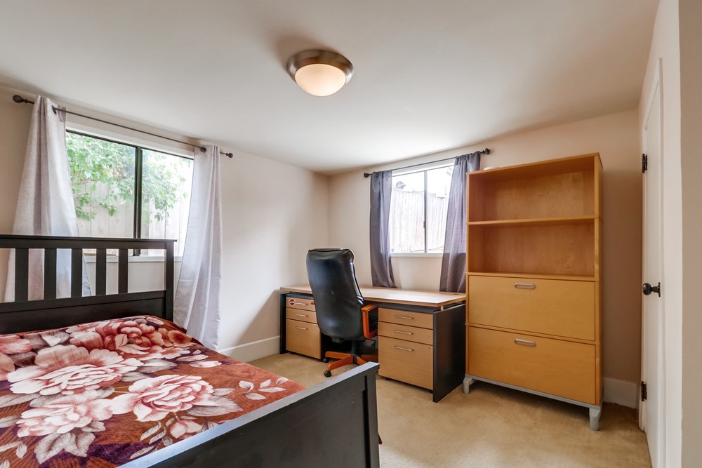 Virtual tour photo 30 of 41 for 826 Glendale Ave